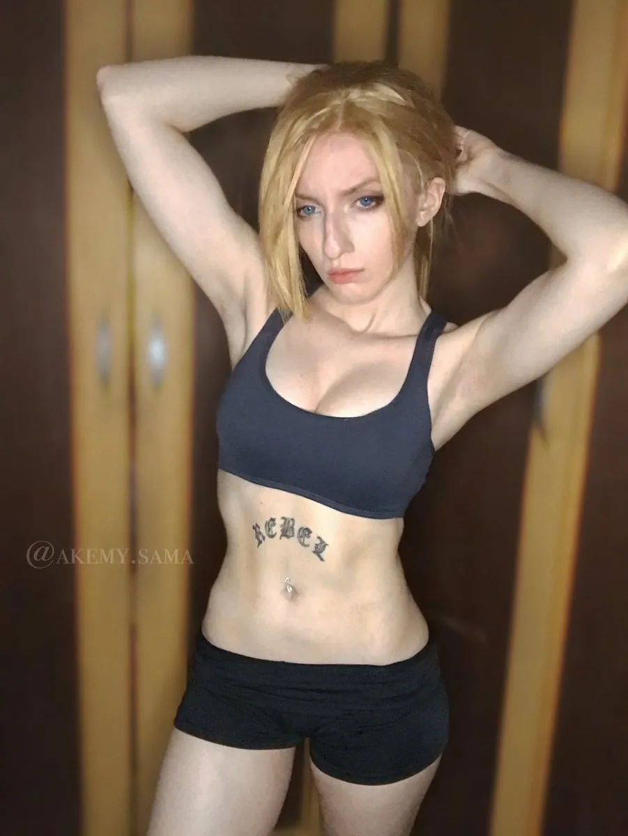 Akemy Sama camshow