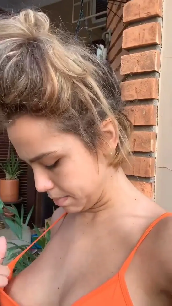 Bruna Carvalho camshow