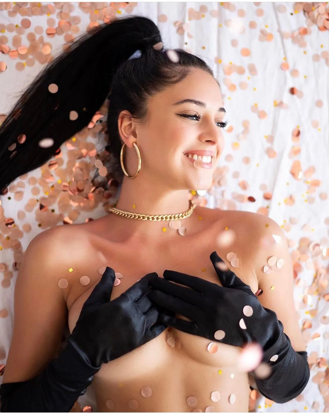 Camilla Araujo camshow
