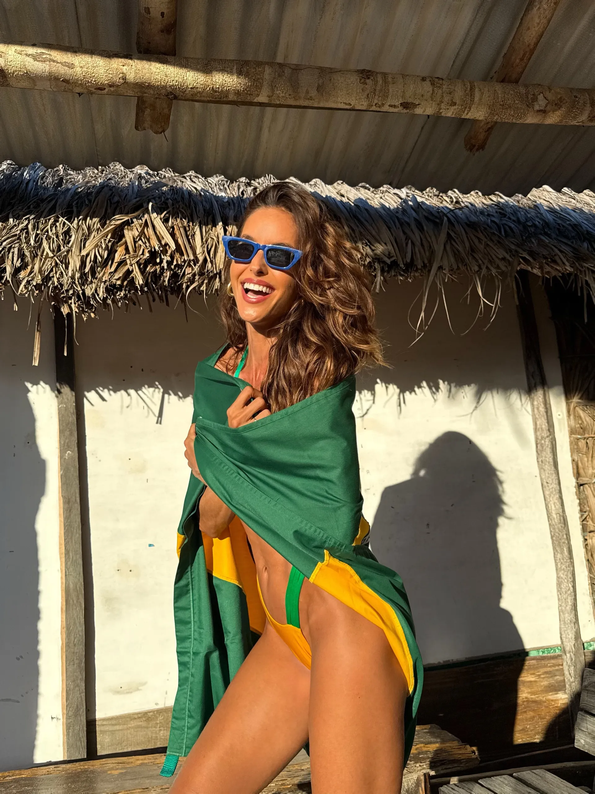 Izabel Goulart camshow