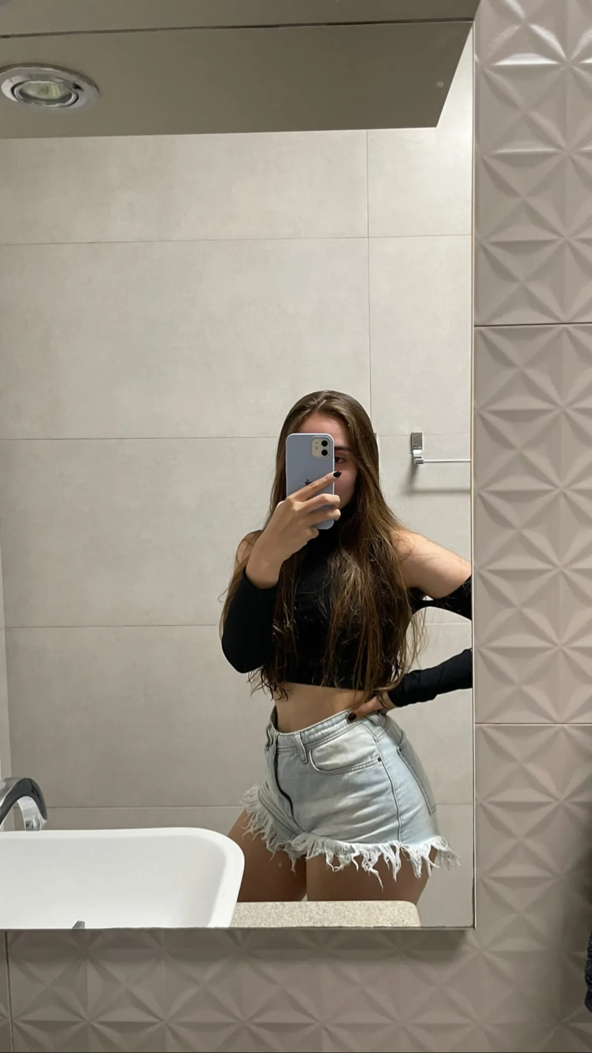 Julia Diniz camshow