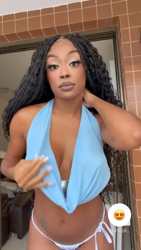 Lumena Aleluia (ex-BBB) camshow