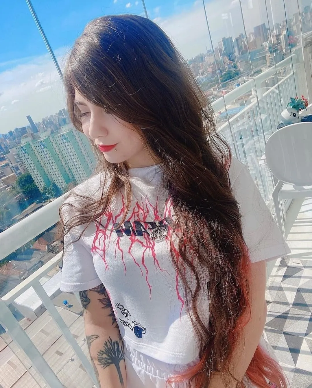 Nicole Muniz camshow