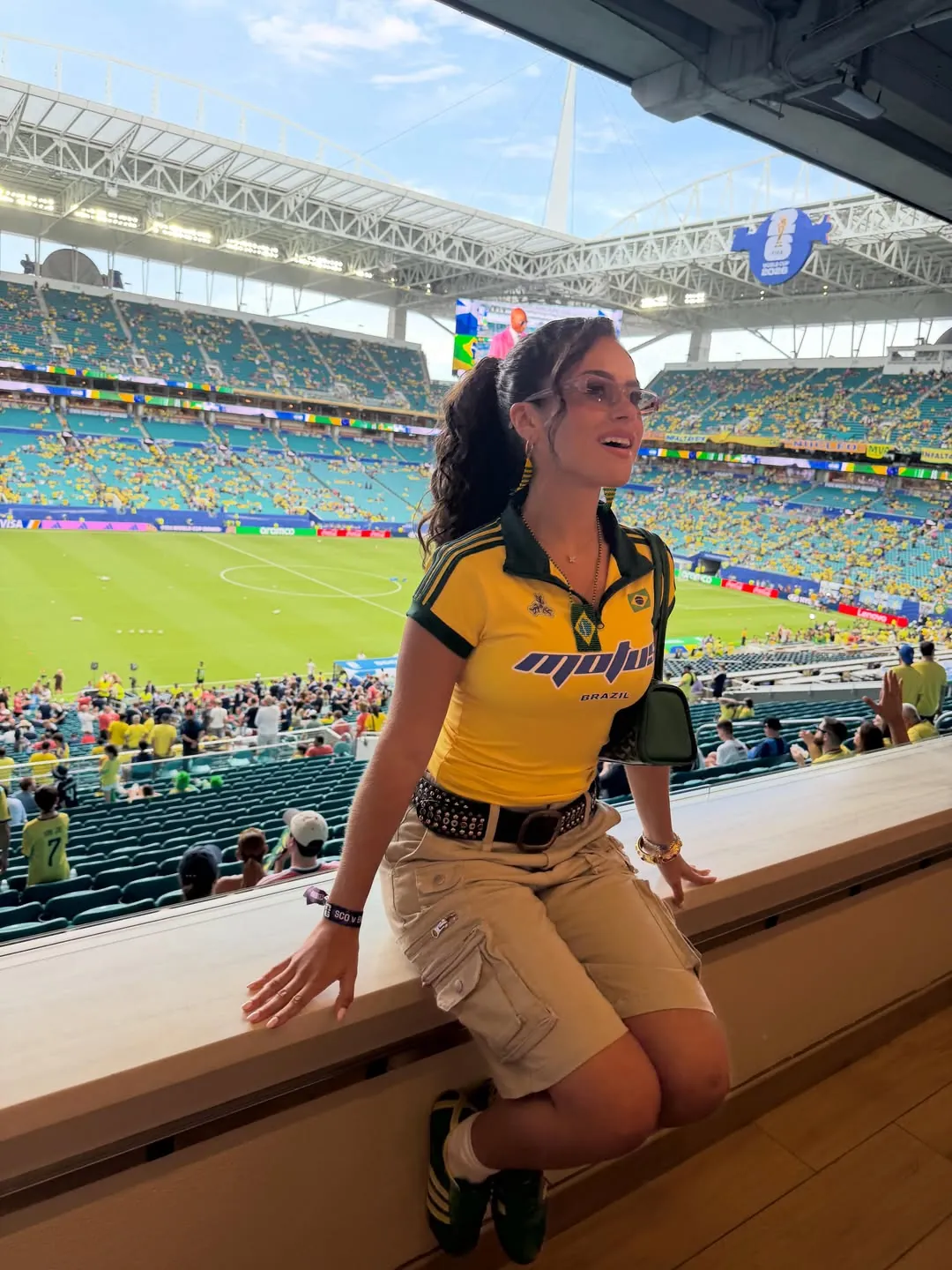 Maísa Silva camshow