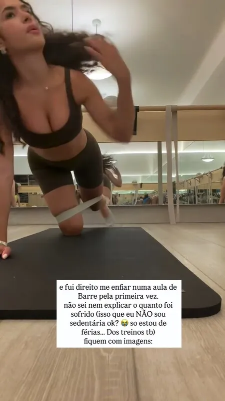 Maísa Silva camshow