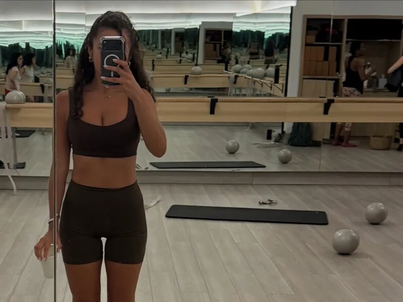 Maísa Silva camshow