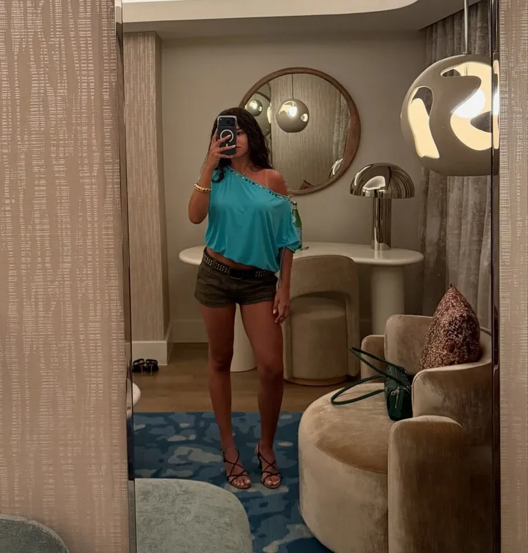 Maísa Silva camshow