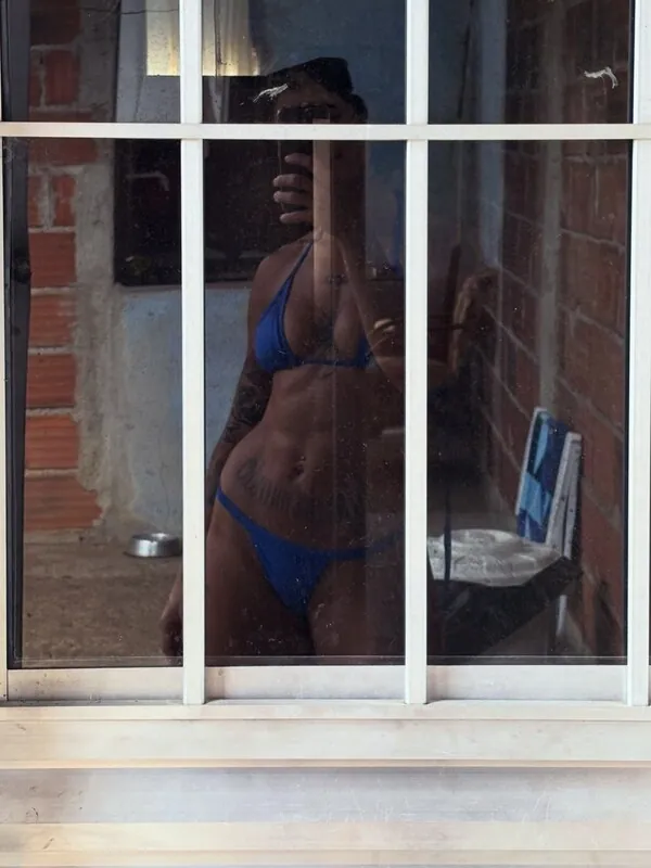 arianelcrd camshow