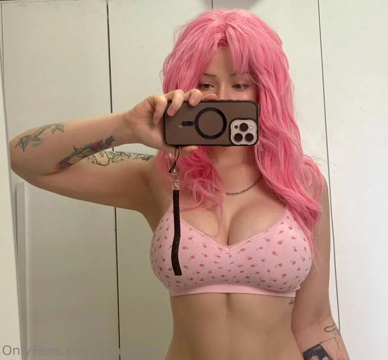 Kenizinea camshow