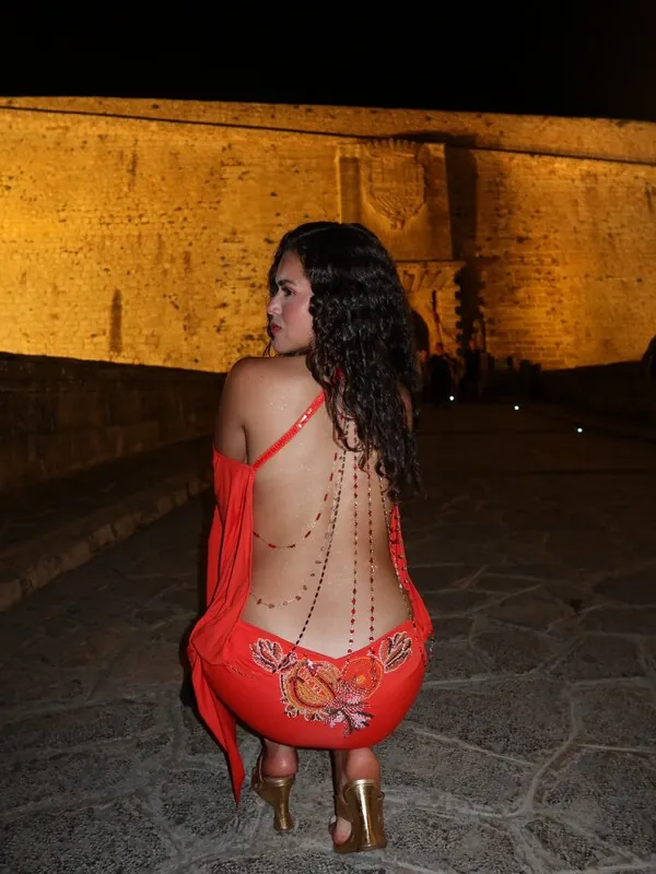 Maísa Silva camshow
