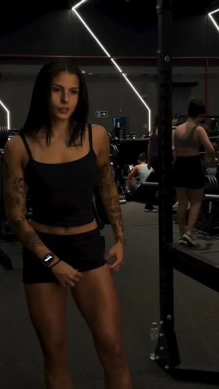 Ana Castela camshow