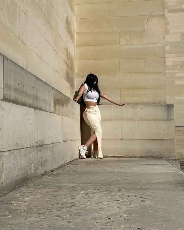 Nyvi Estephan camshow