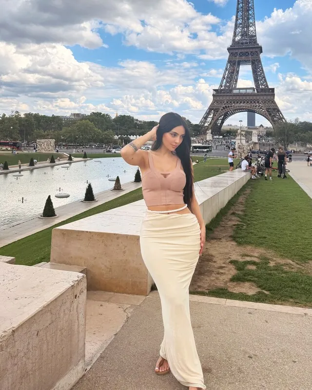 Nyvi Estephan camshow