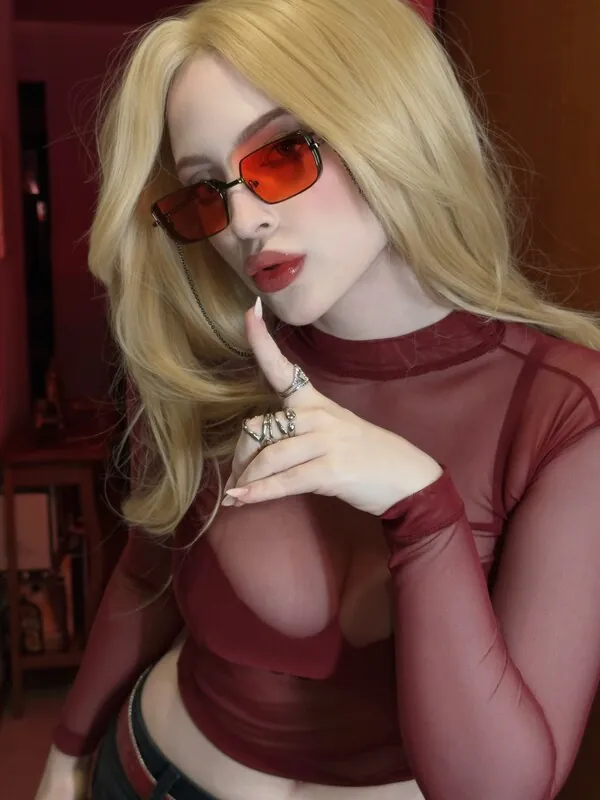 Thayse Klöppel camshow