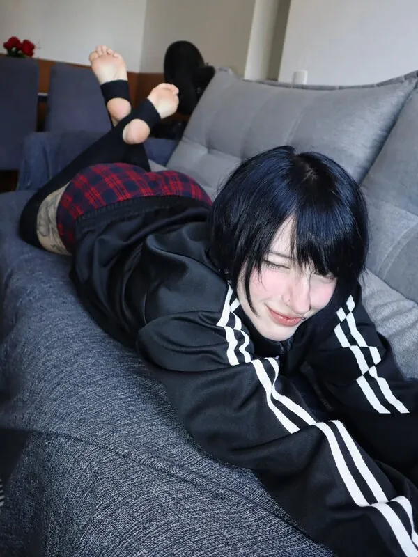 Akemy Sama camshow